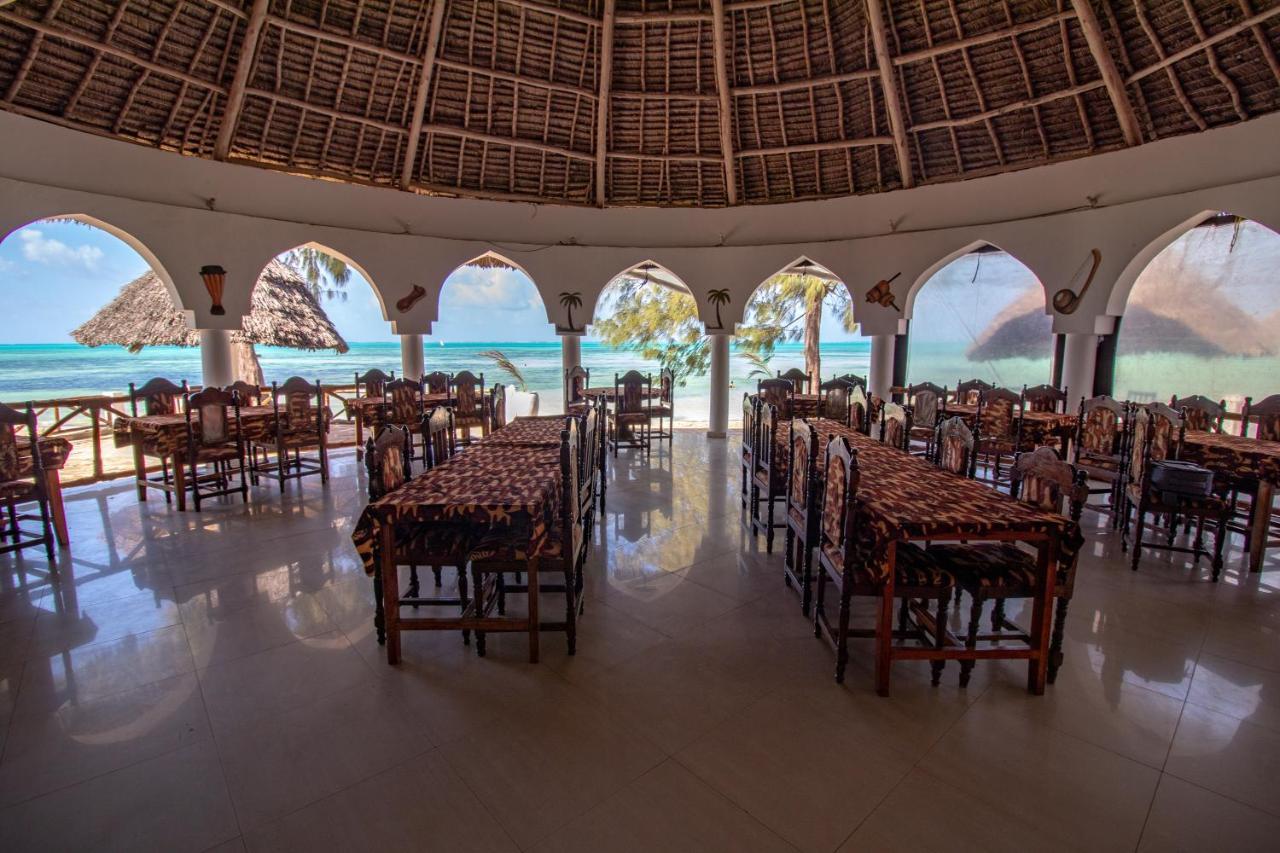 Visitor'S Inn Джамбиани Экстерьер фото